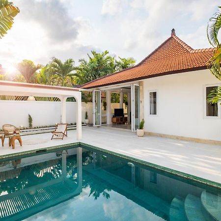 Villa Platform Luxe 3Br Villa In Canggu By Azure Near Oldmans Exterior foto